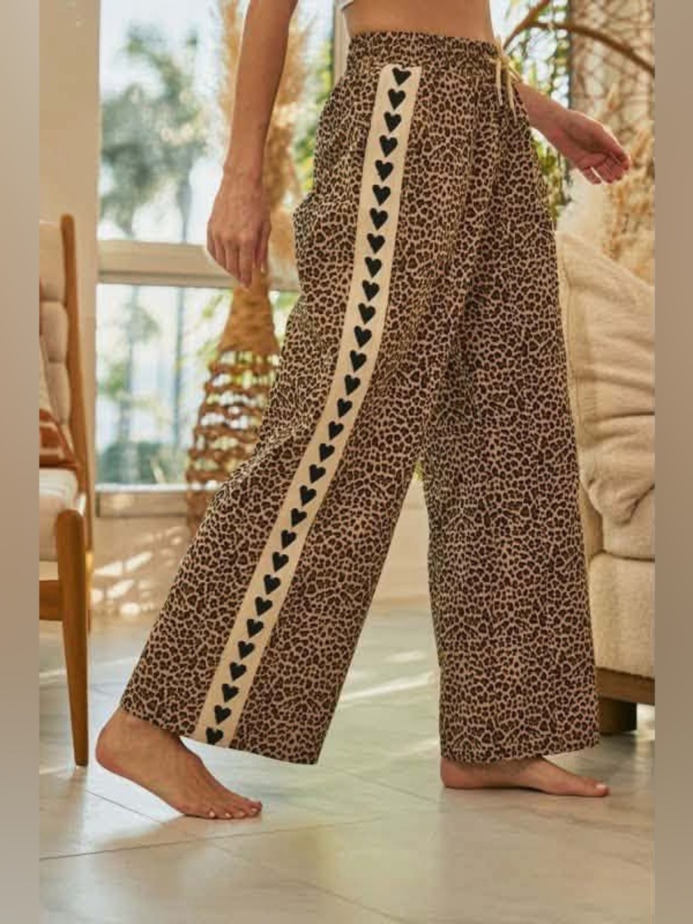 🖤Leopard Print Wide-Leg Pants with Heart Stripe